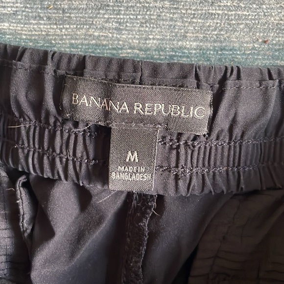 Banana Republic Black Joggers - Picture 14 of 16